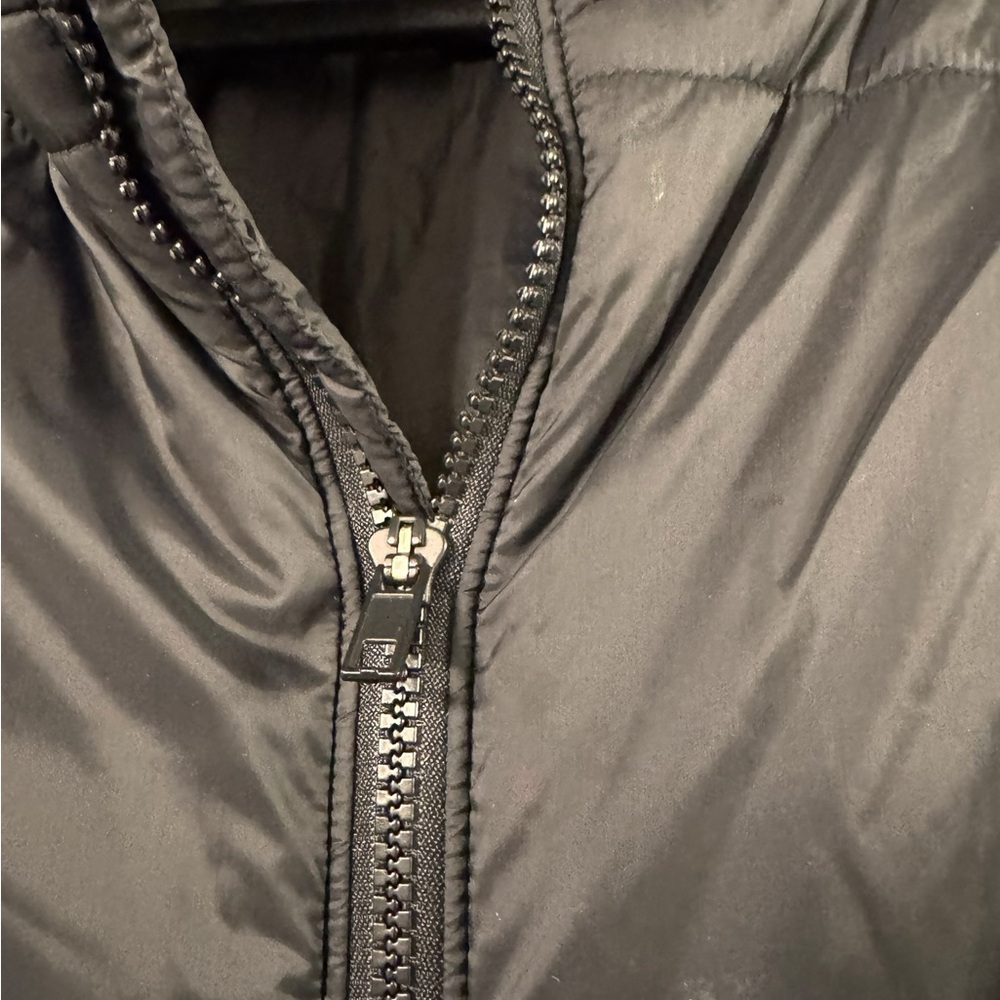 DSG Black‎ Quilted Puffer Vest with Stand-Up Collar - Picture 3 of 4